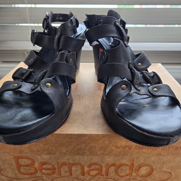 Women's Bernardo Black Leather Sandals  Size 9 1/2 Medium - Picture 5 of 11